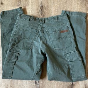 Wind River green cargo pants